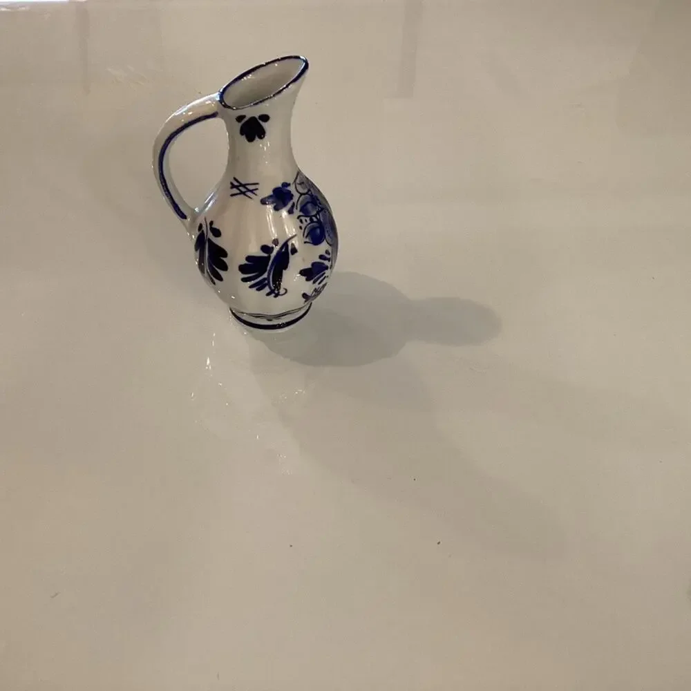 VTG Delftsblauw Handprinted Blue and White 4.5